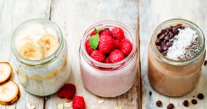 How to make delicious fruit smoothies? Know 6 easy steps to prepare smoothies easily. Delicious fruits smoothies for desserts, weight loss, glowing skin and body cleanse.
