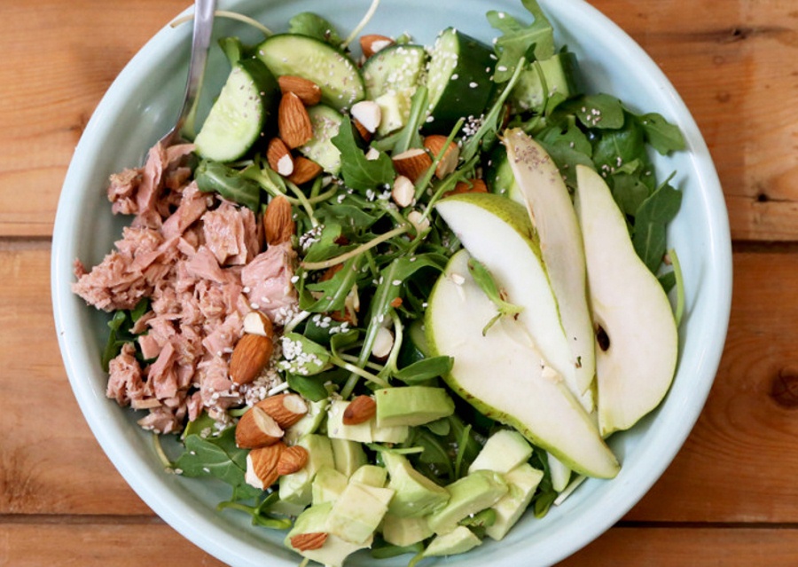 Detox tuna salad recipes for body cleansing. Body detox foods ideas. Best foods ideas for detox and fat burn. Try this 21-day detox diet plan. 