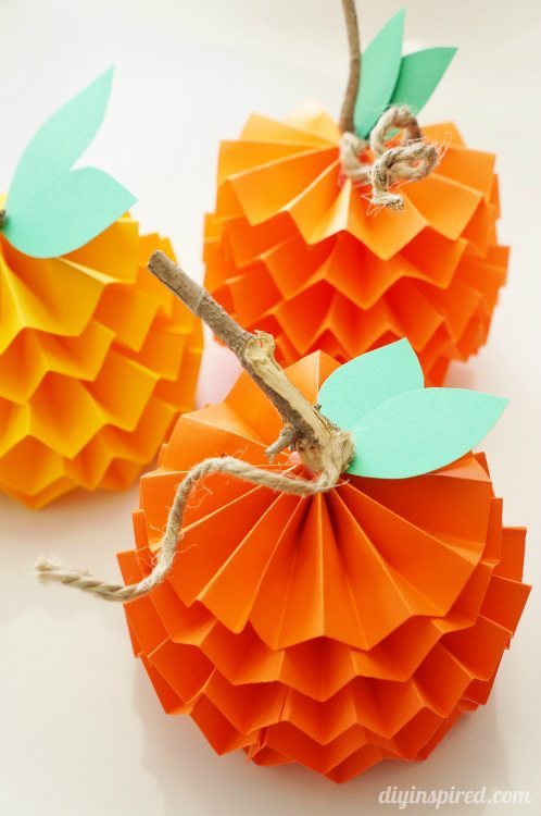 Paper pumpkin crafts for kids. These little pumpkins are so much fun to make. Try 15 more easy Halloween crafts ideas for kids to engage them on festivals
